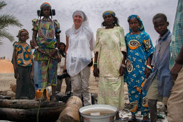 Irene Becker documentary photographer Nigeria Yobe portrait with villagers,